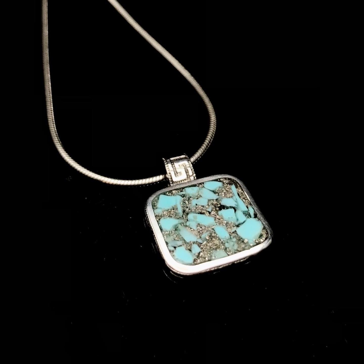 Ashes & Inlay Memorial pendant: MADE TO ORDER